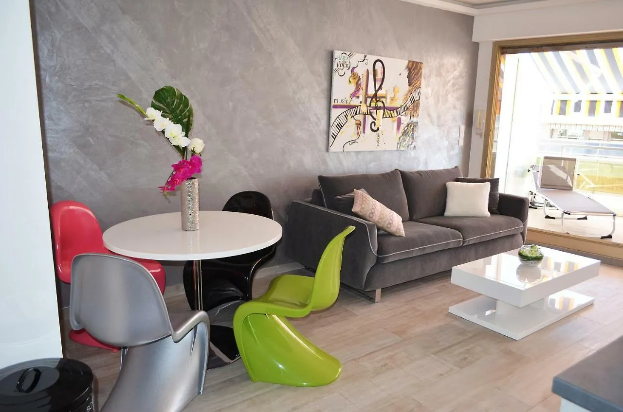 Royal Lux Nice -Last Floor, See View Apartament